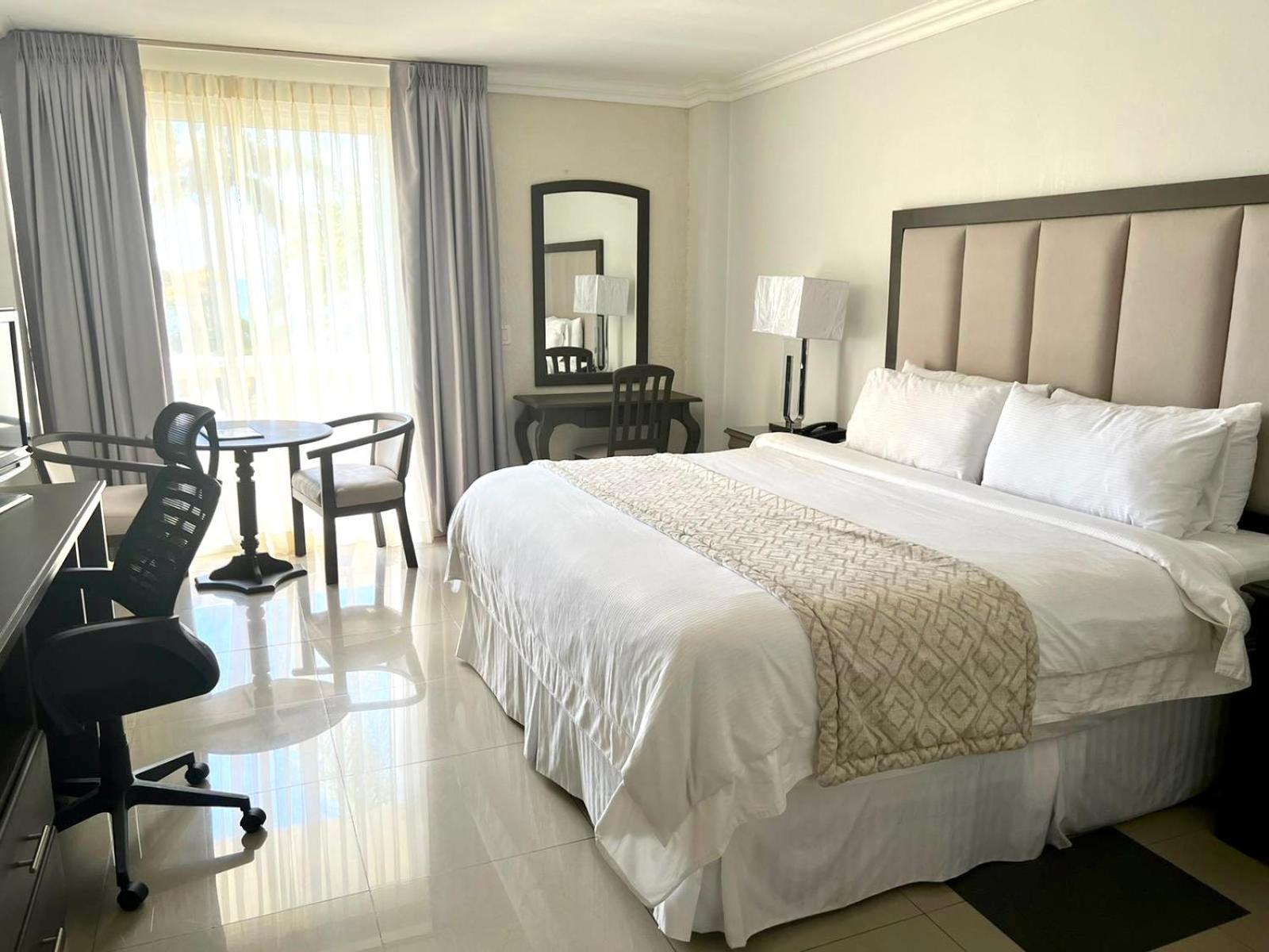 Hotel Quinta Real La Ceiba Extérieur photo